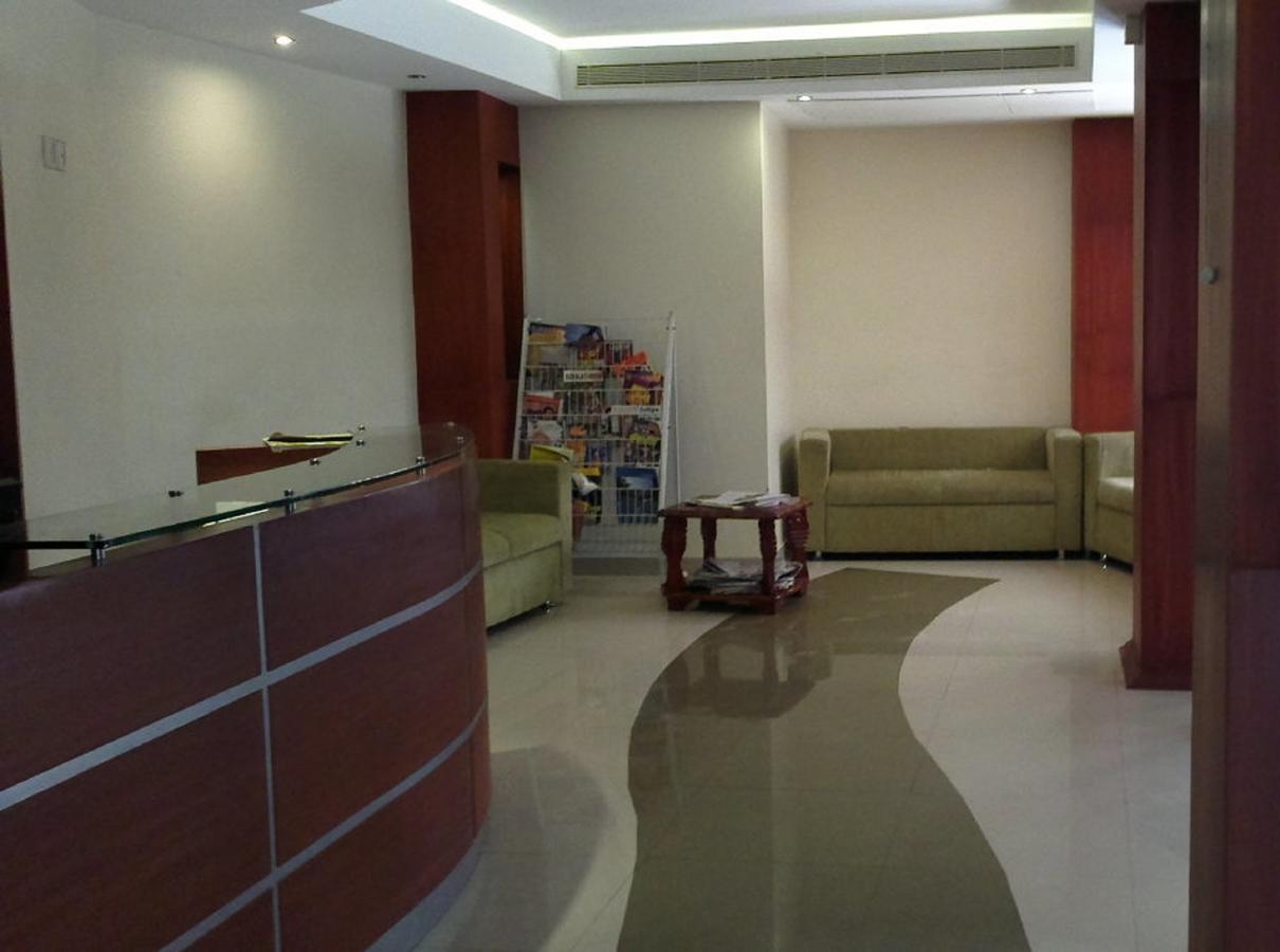 Hotel The Rubis Kottakkal Exterior foto